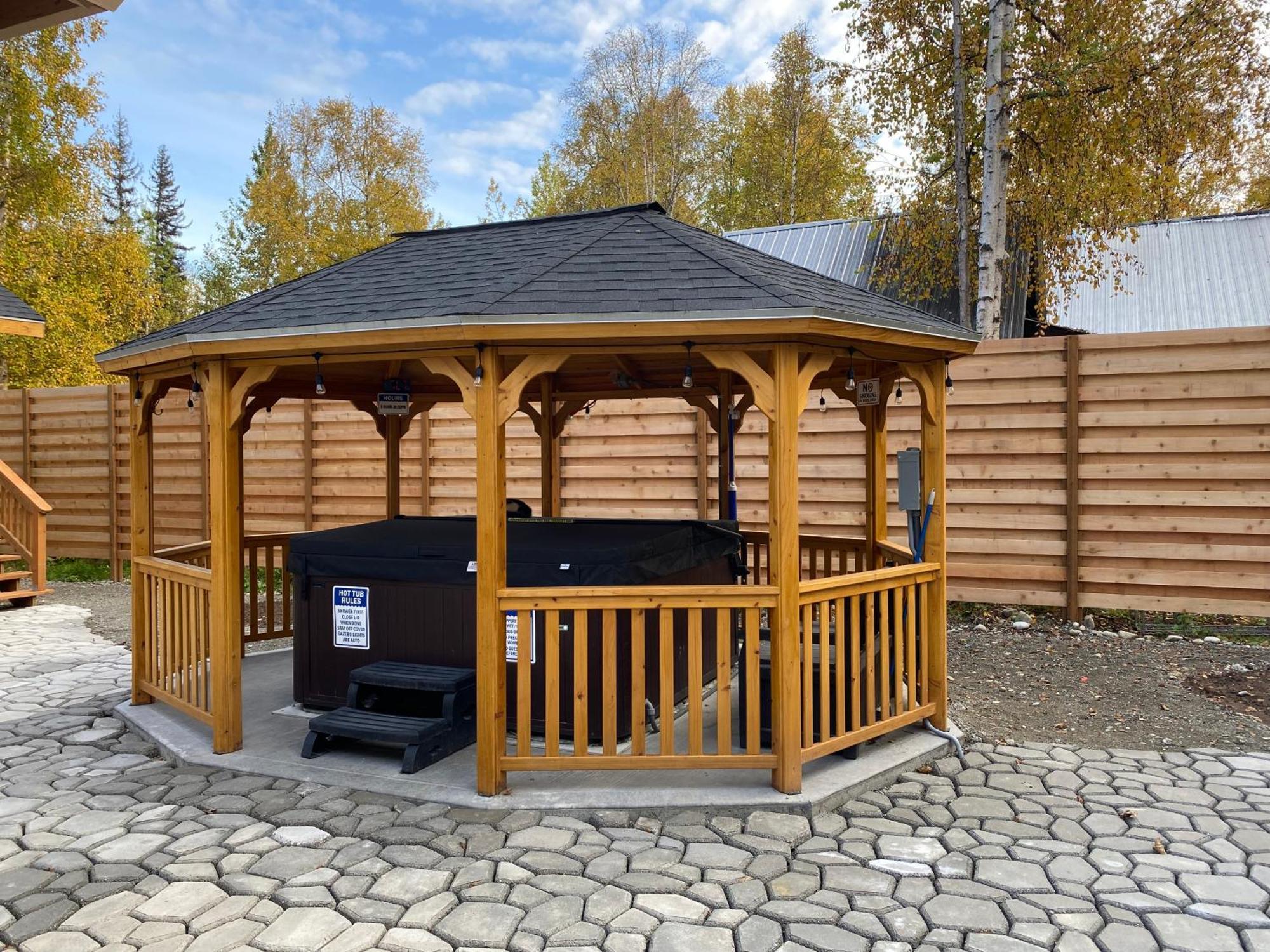 Talkeetna Log Cabin With Hot Tub Unit 2 Exterior photo